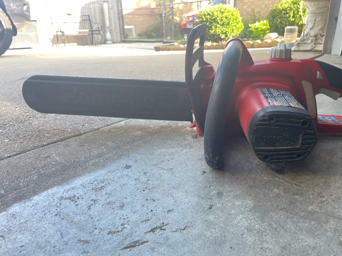 Homelite 16 inch Electric Chainsaw - photo 3