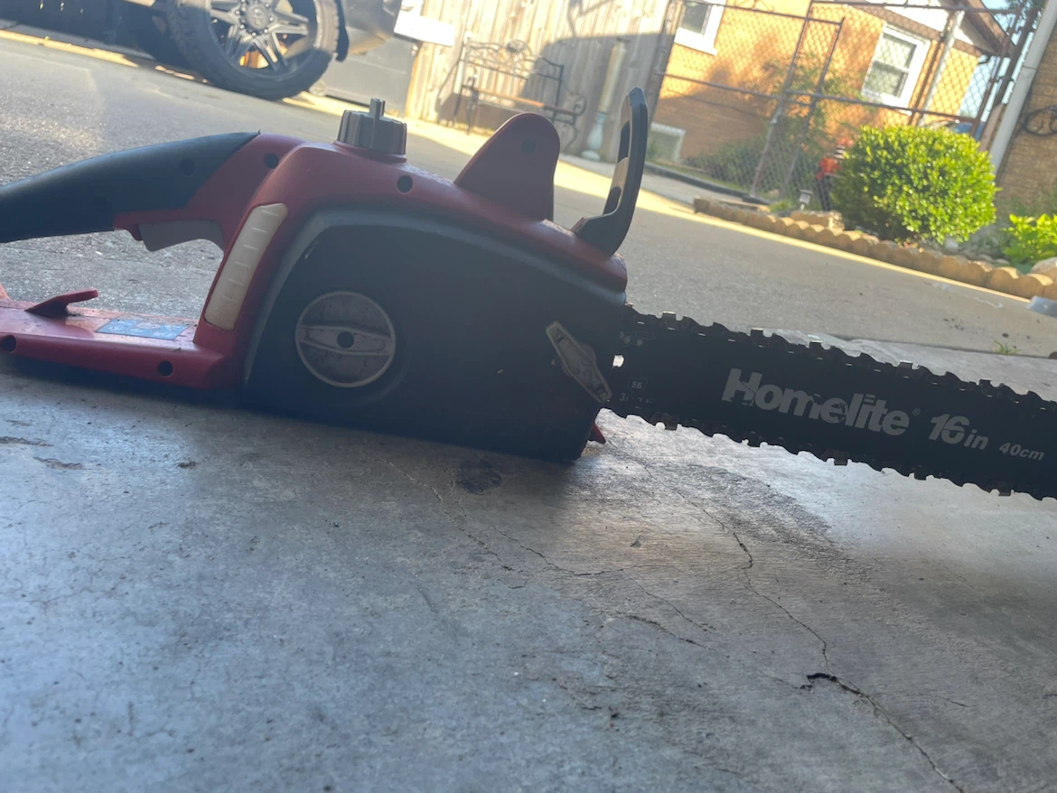 Homelite 16 inch Electric Chainsaw - photo 5