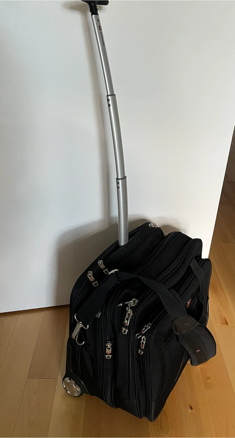 Wenger SwissGear Rolling Laptop Bag - photo 3