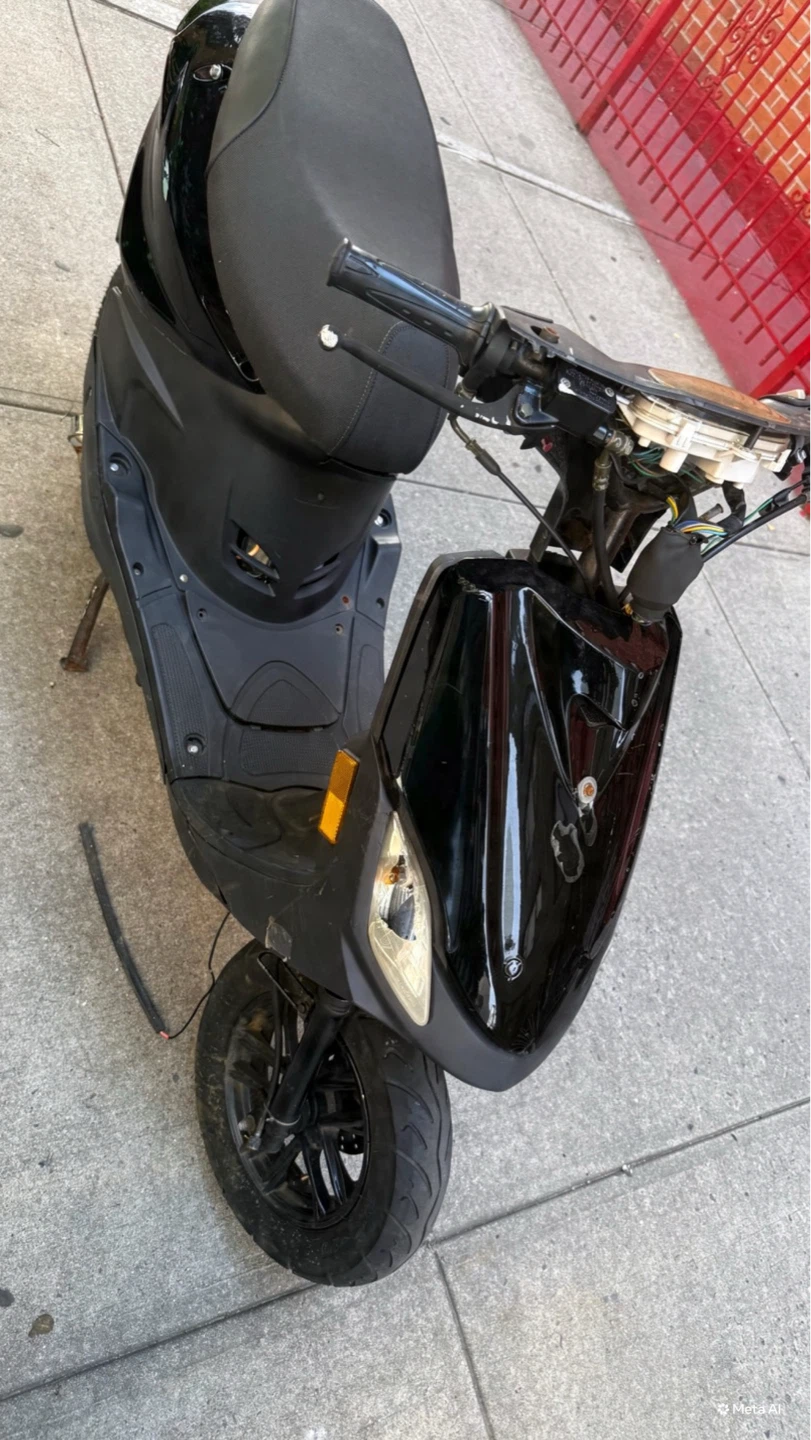 Black Scooter razor 200cc - photo 2
