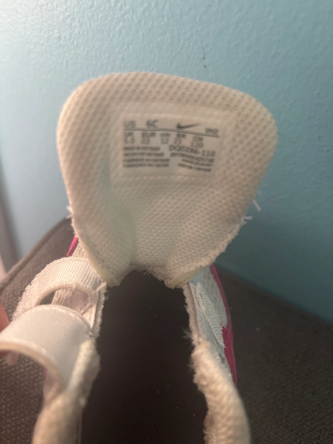 Nike baby sneakers - US 6C - White/Pink - photo 3