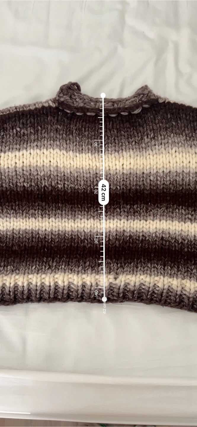 Hand-knitted Striped Cropped Sweater - photo 3