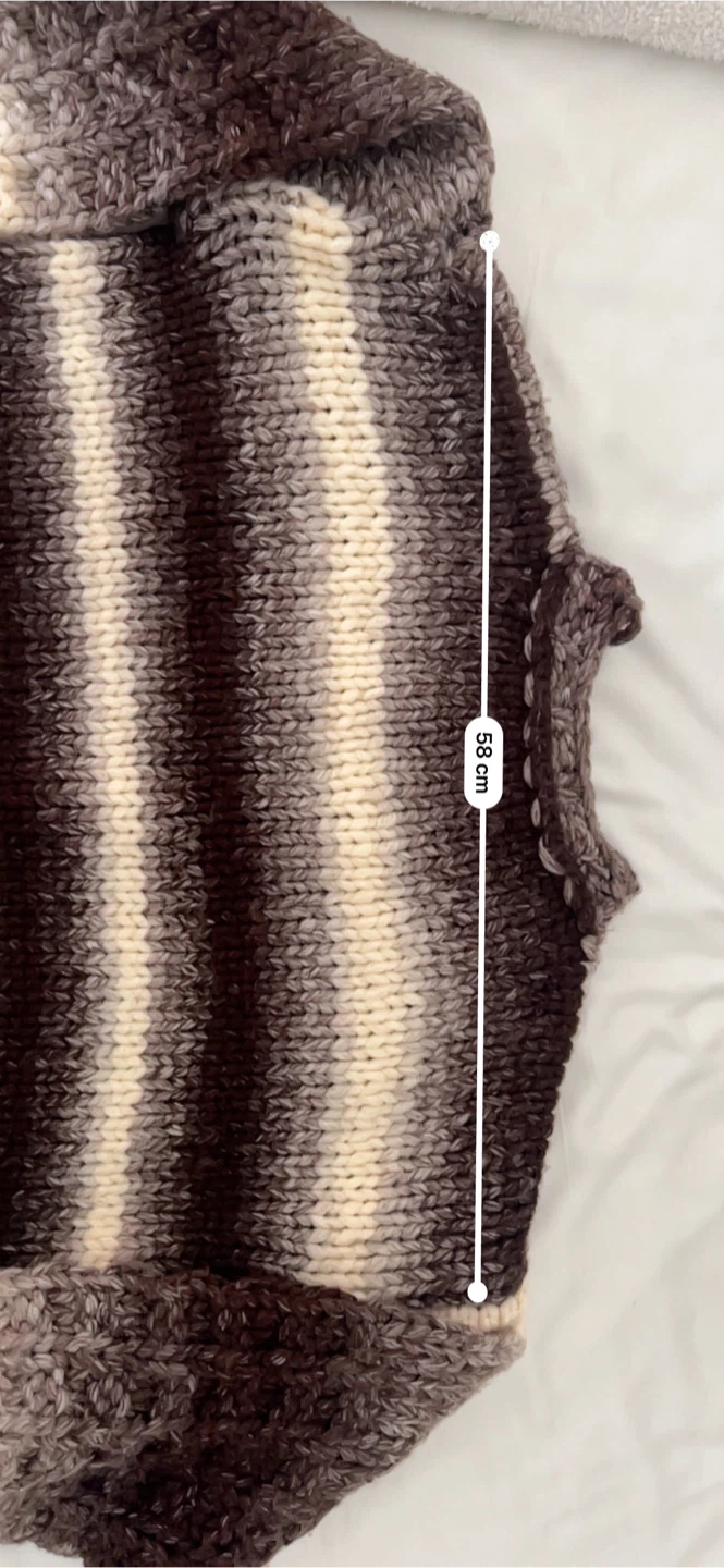 Hand-knitted Striped Cropped Sweater - photo 4