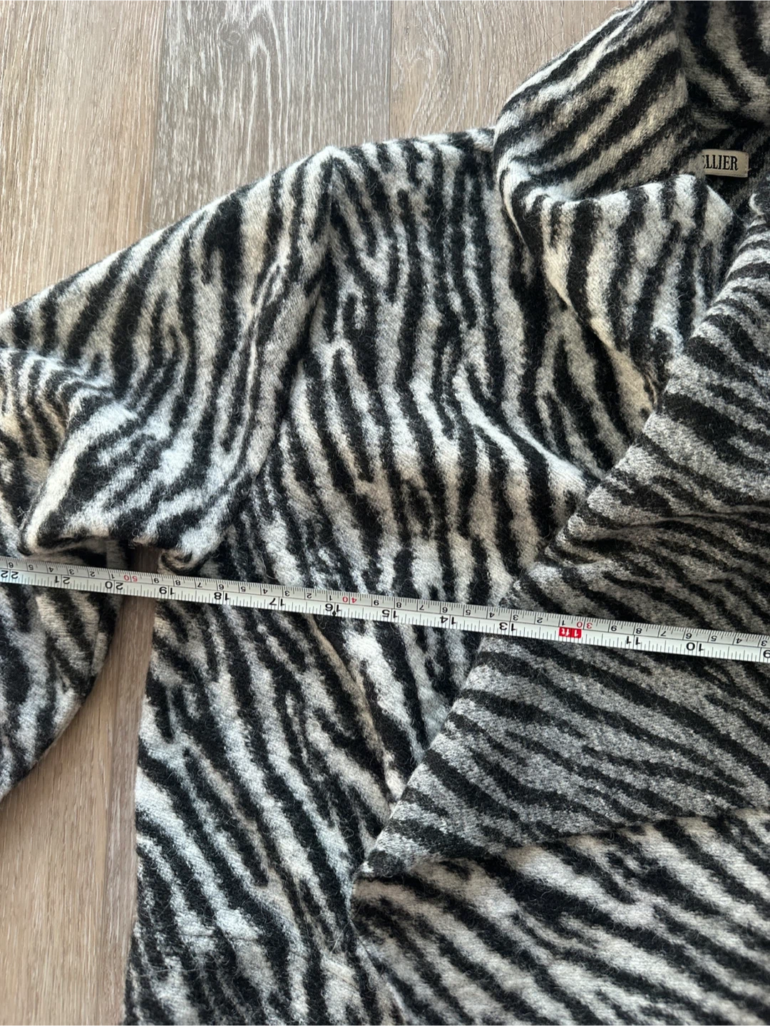 ATAELLIER Zebra Print Wool Cardigan xs/s - photo 3