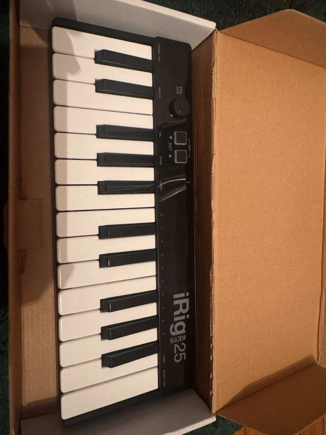 IK Multimedia iRig Keys 25 Mini Keyboard