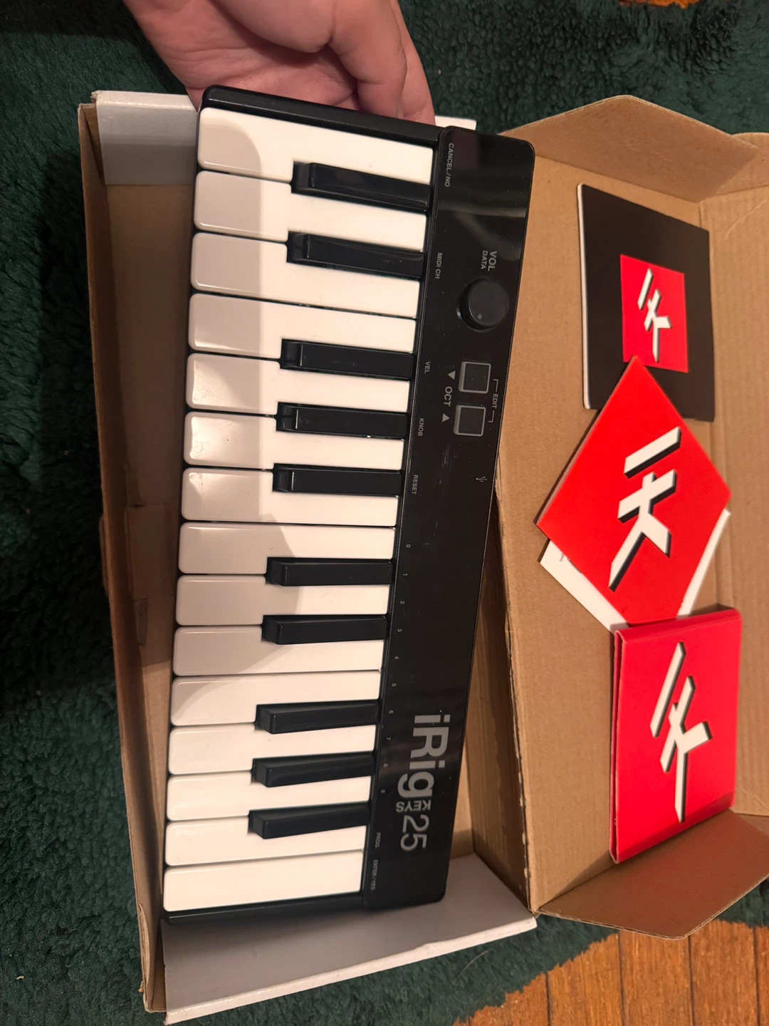 IK Multimedia iRig Keys 25 Mini Keyboard - photo 4