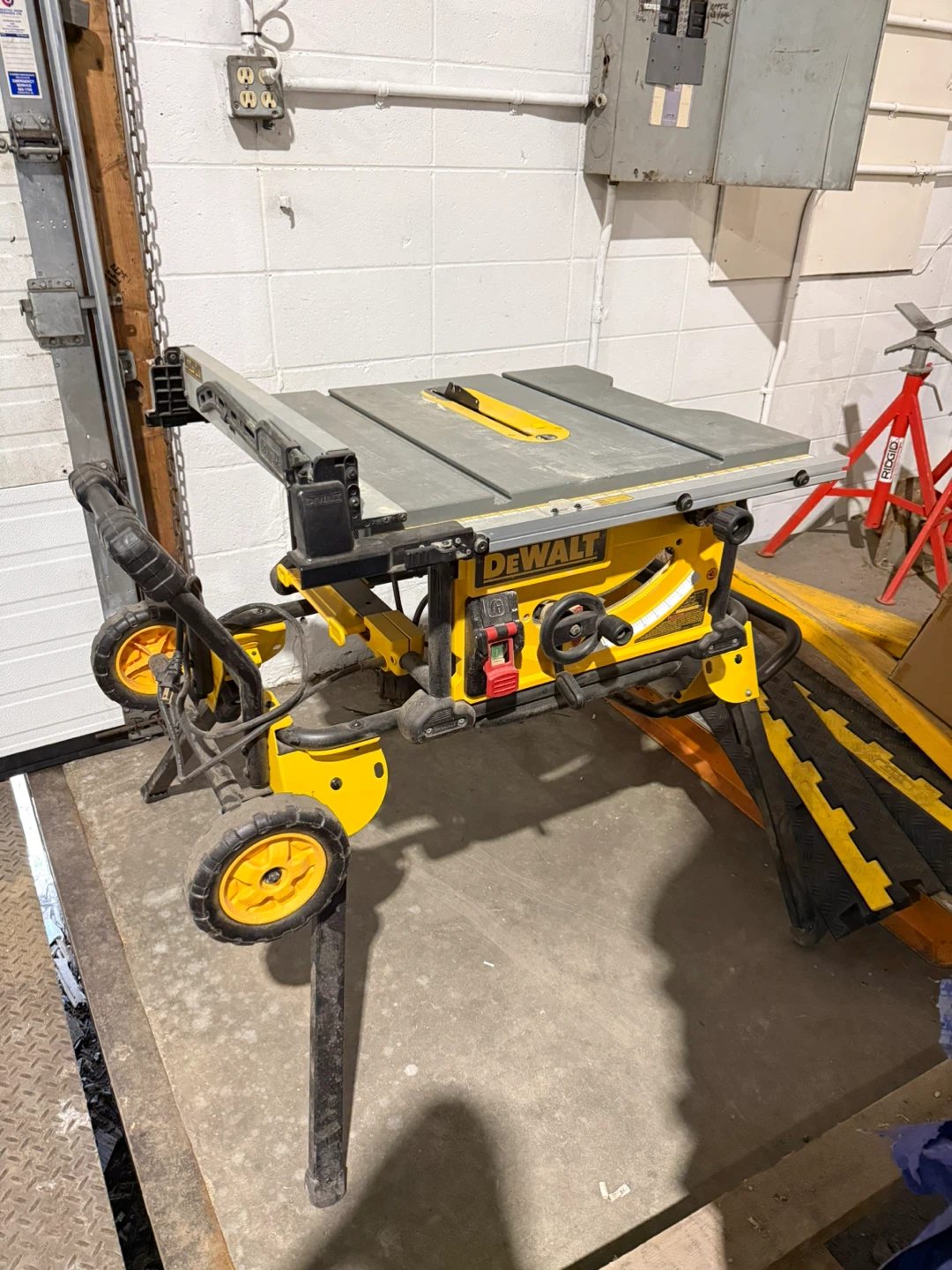 DEWALT 10-inch Portable Table Saw with Rolling Stand