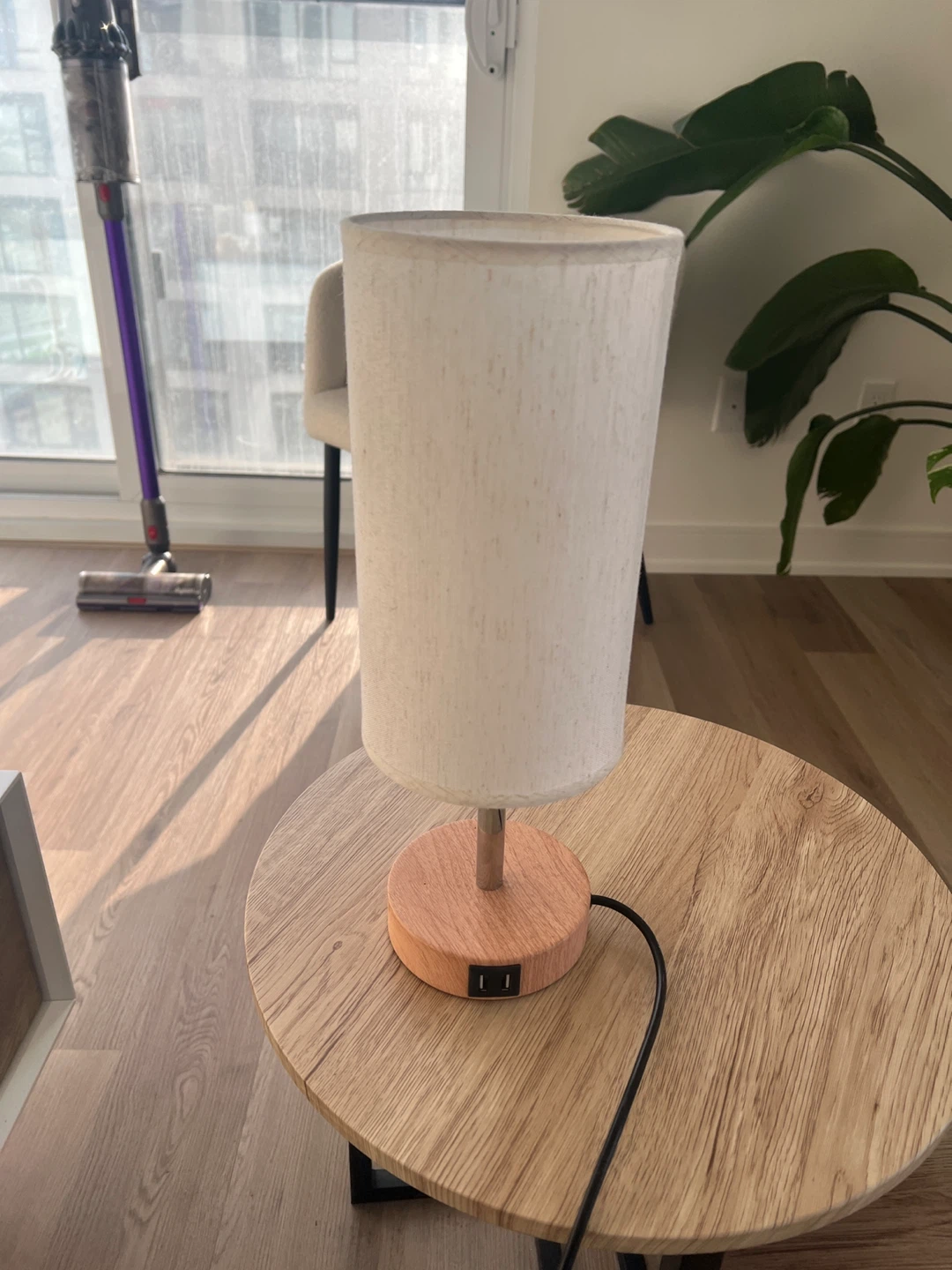 Table Lamp with USB Ports