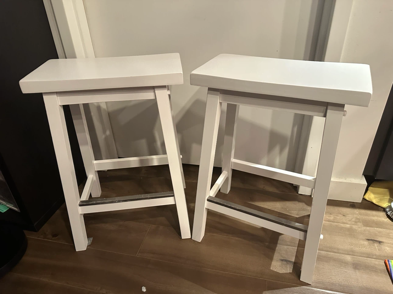 Set of 2 White Counter Height Stools