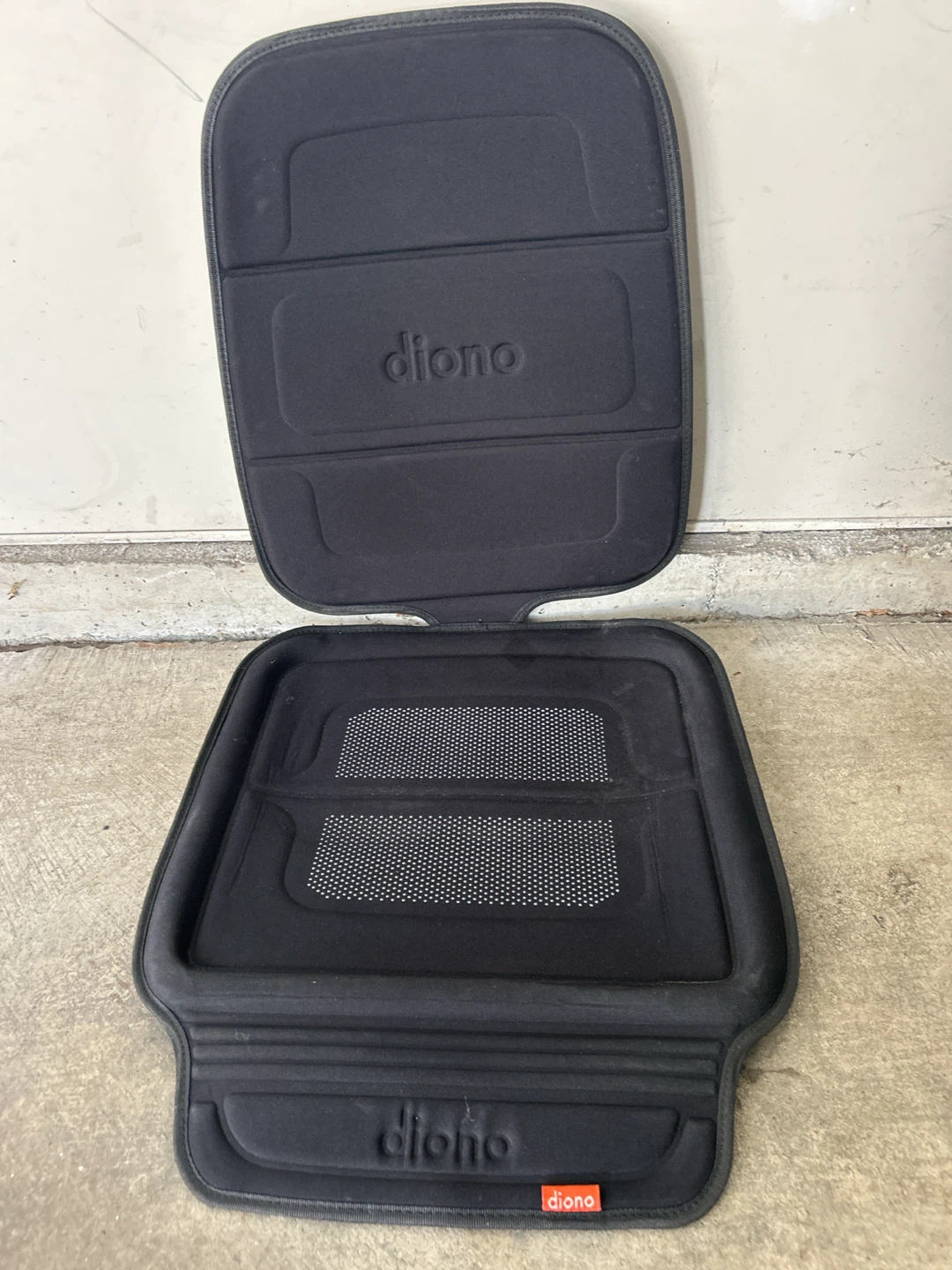 Diono Ultra Mat Car Seat Protector Black