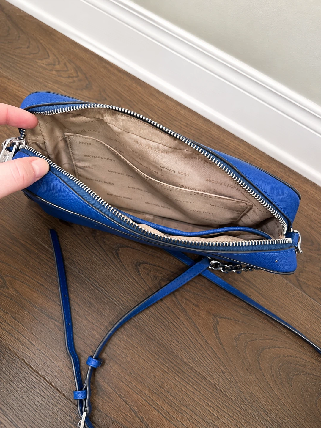 Michael Kors Blue Saffiano Leather Crossbody Bag - photo 2