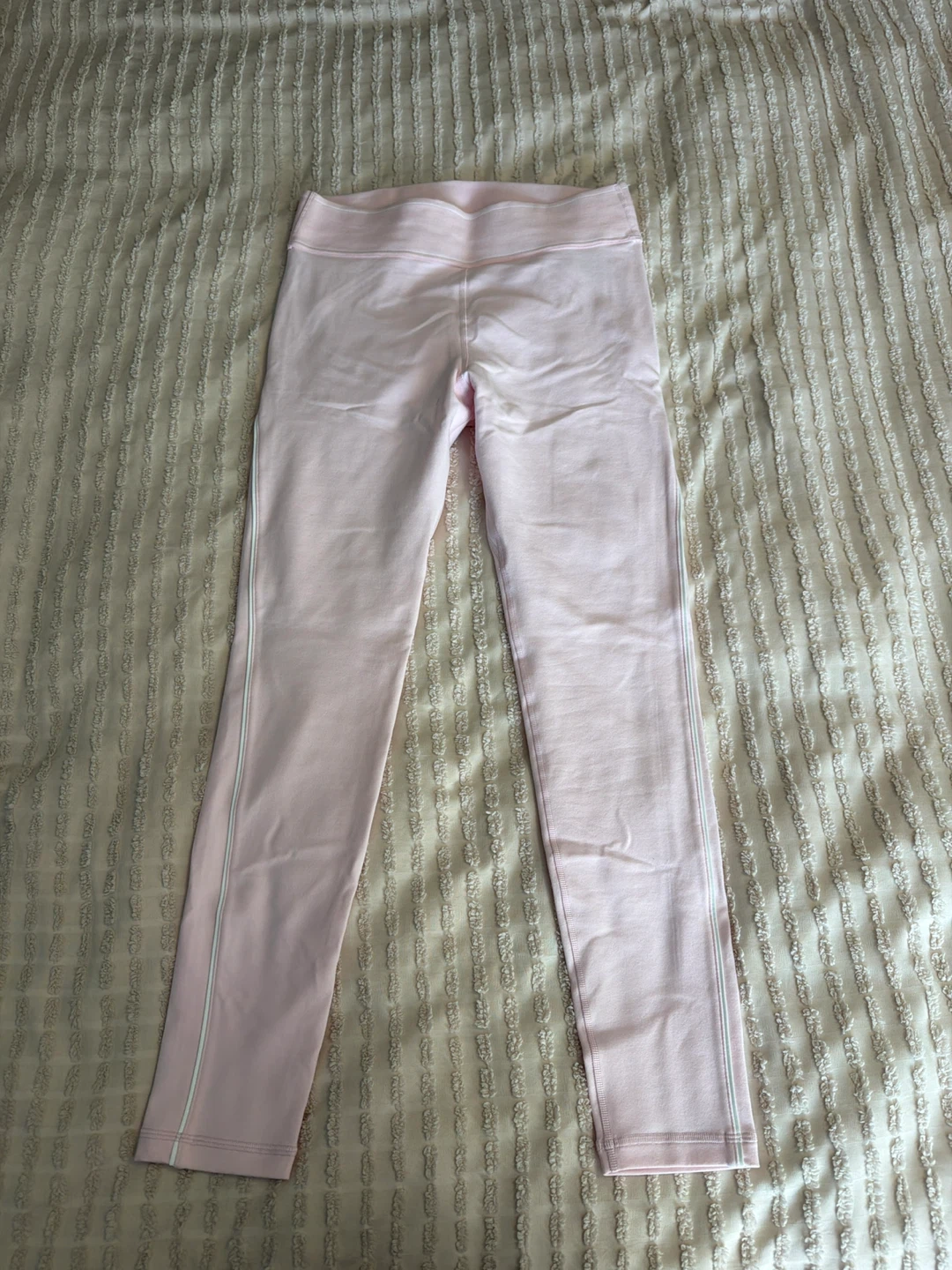 Aritzia Golden light pink athletic leggings size 8 - photo 3