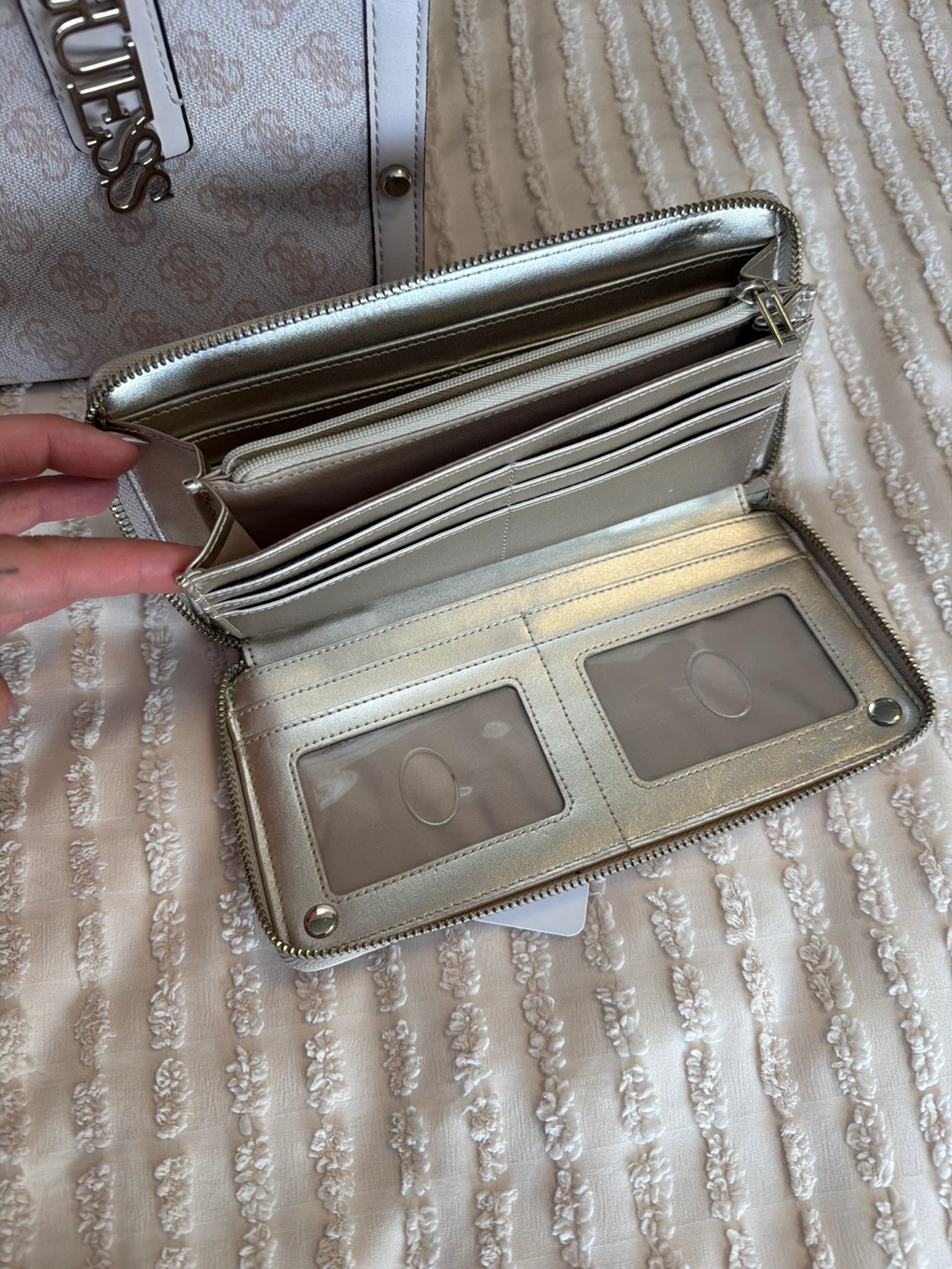 GUESS Monogram Tote Bag and Wallet Set - photo 2