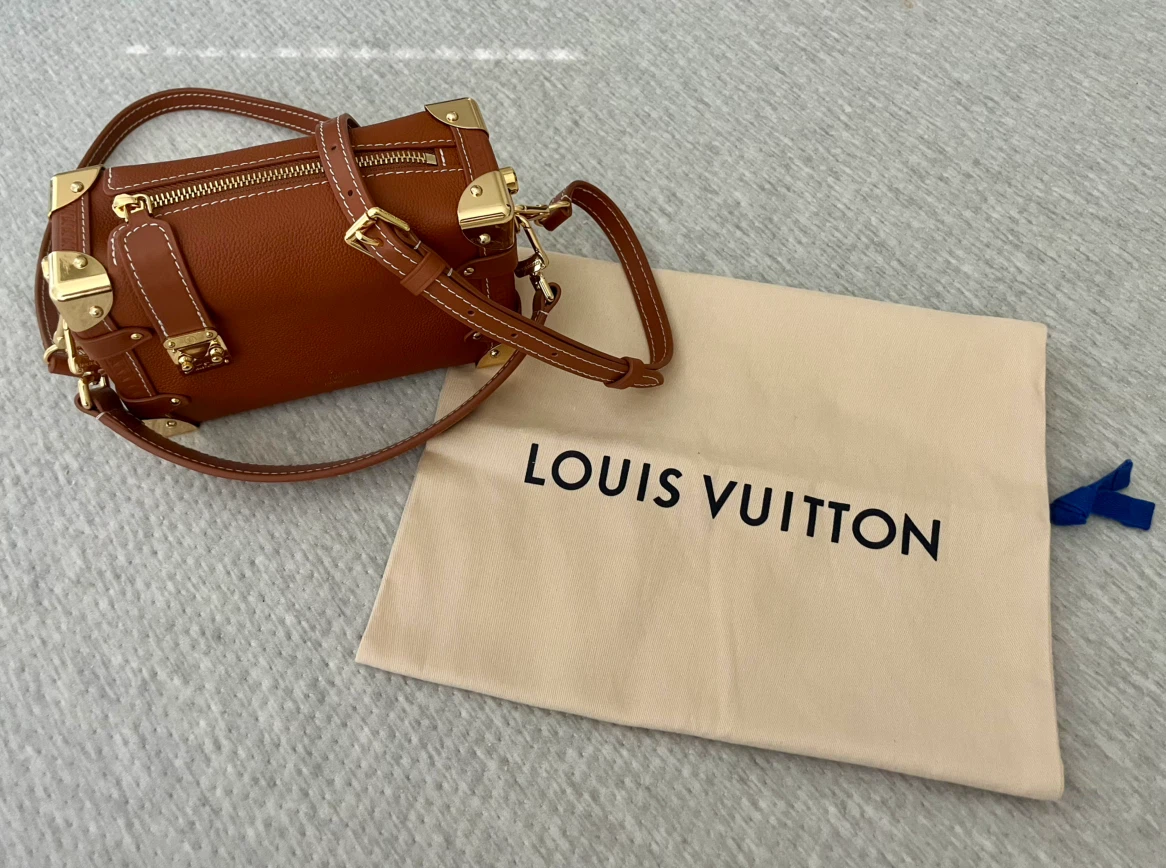 LV side trunk bag