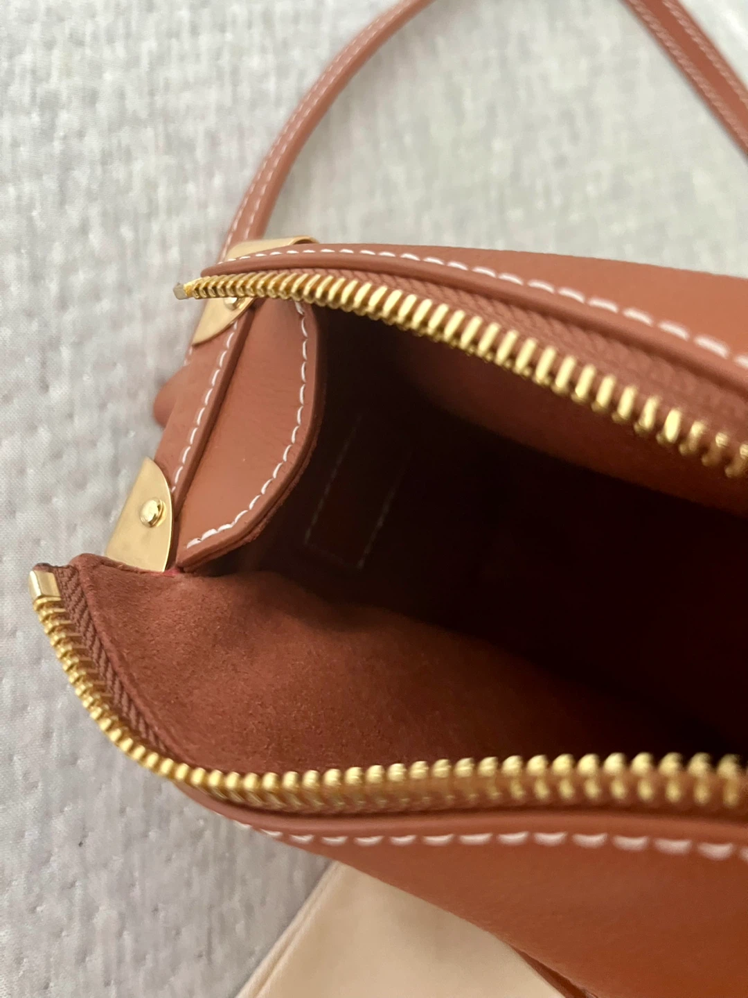 LV side trunk bag - photo 4