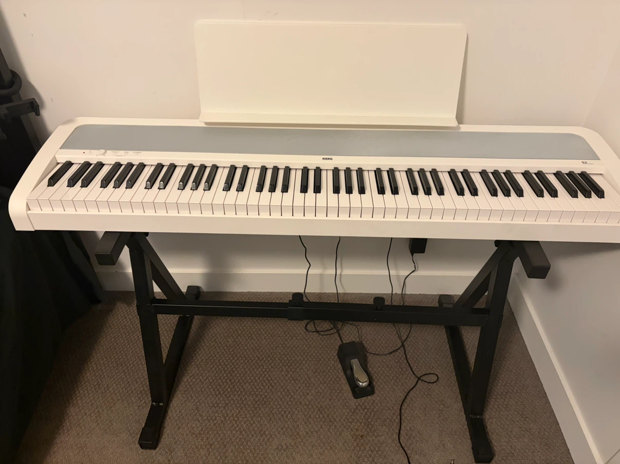 Korg B2 Digital Piano with Stand and Pedal