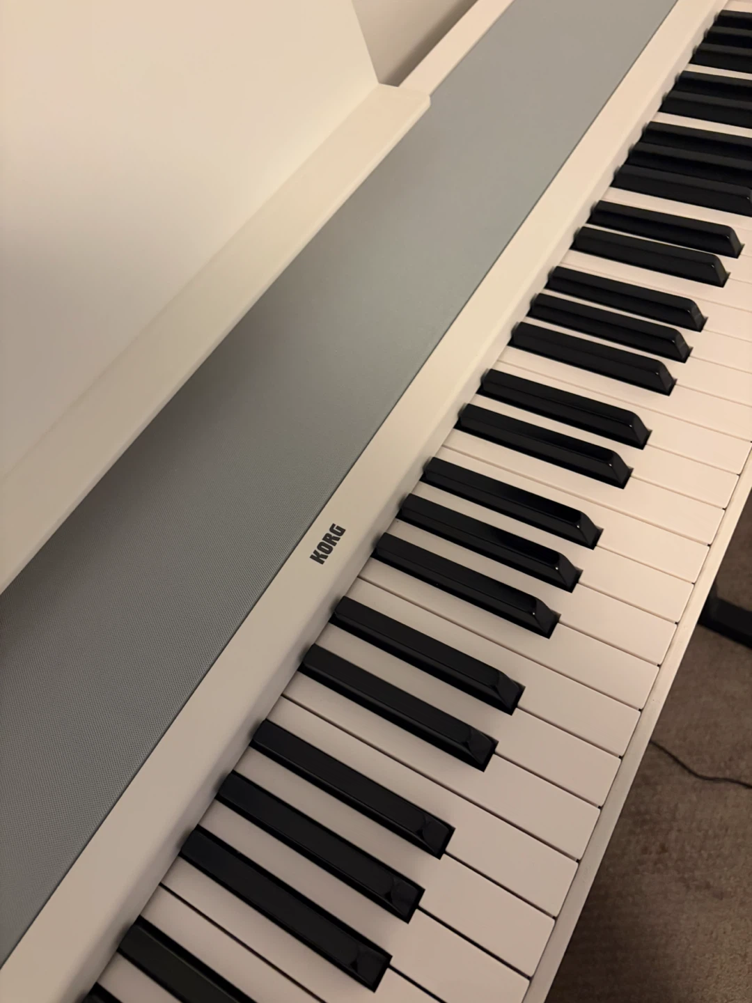 Korg B2 Digital Piano with Stand and Pedal - photo 2