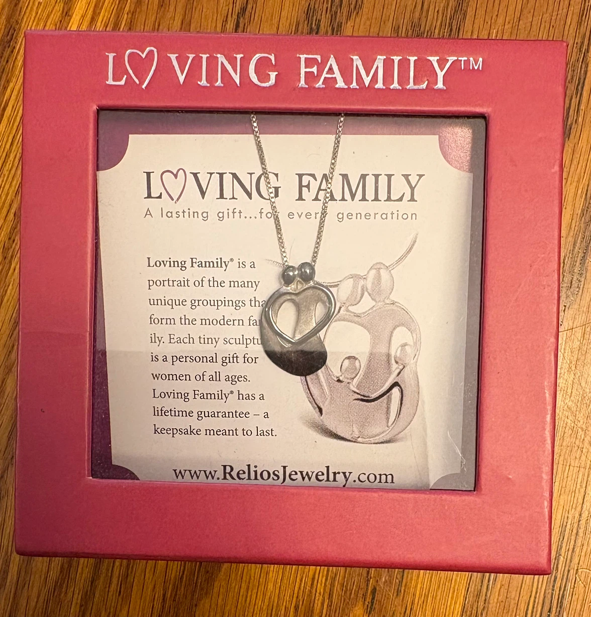 ✨✨Loving Family Necklace with Pendant