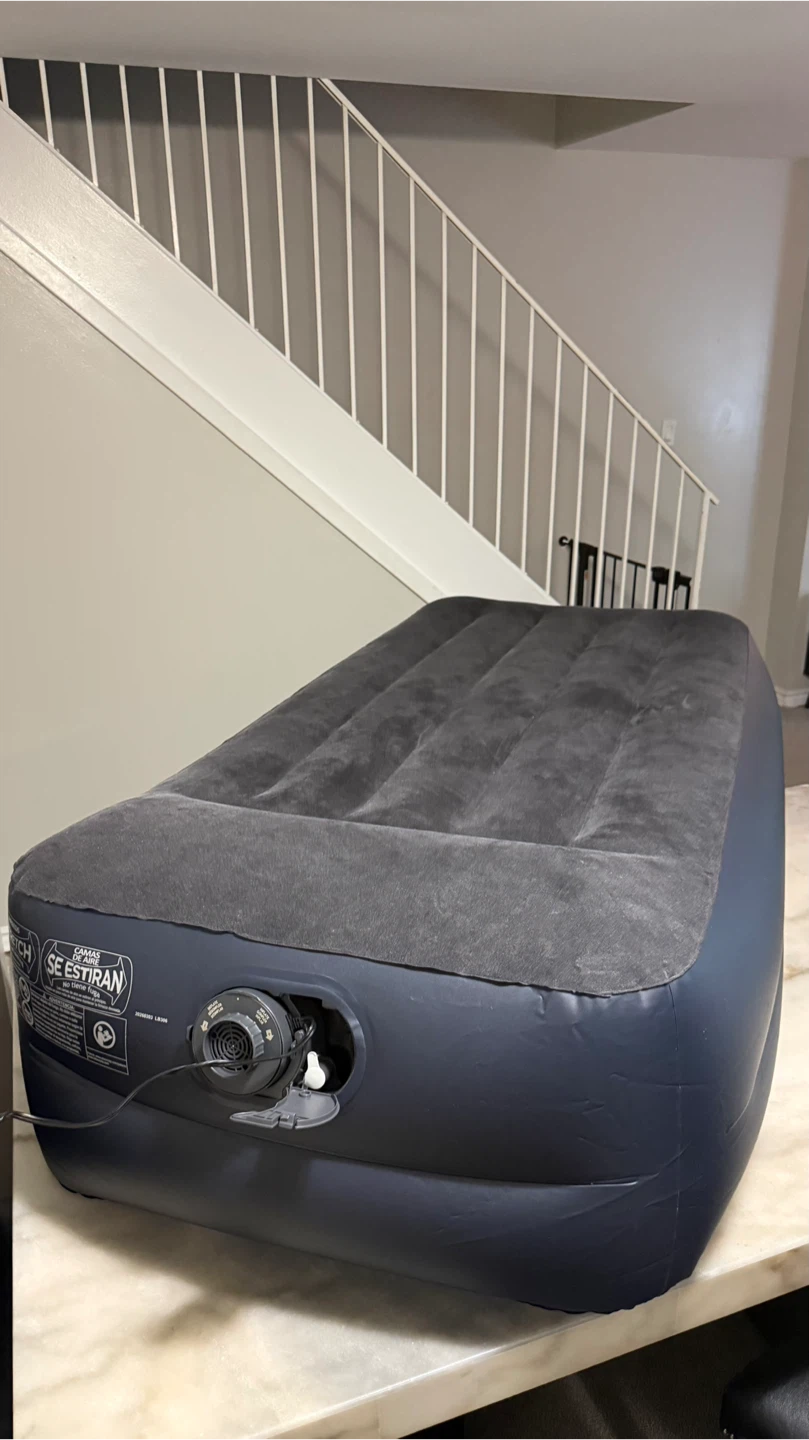 NEW Twin Self Inflatable Mattress