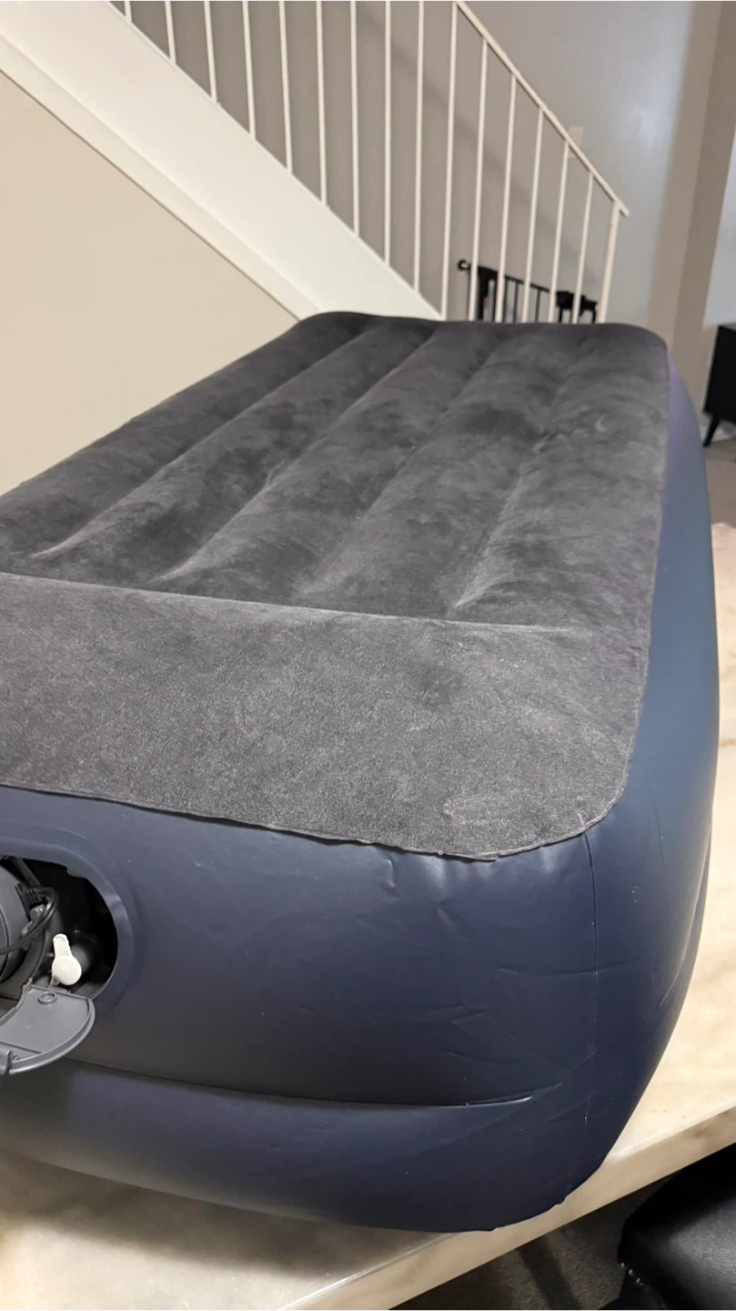 NEW Twin Self Inflatable Mattress - photo 3