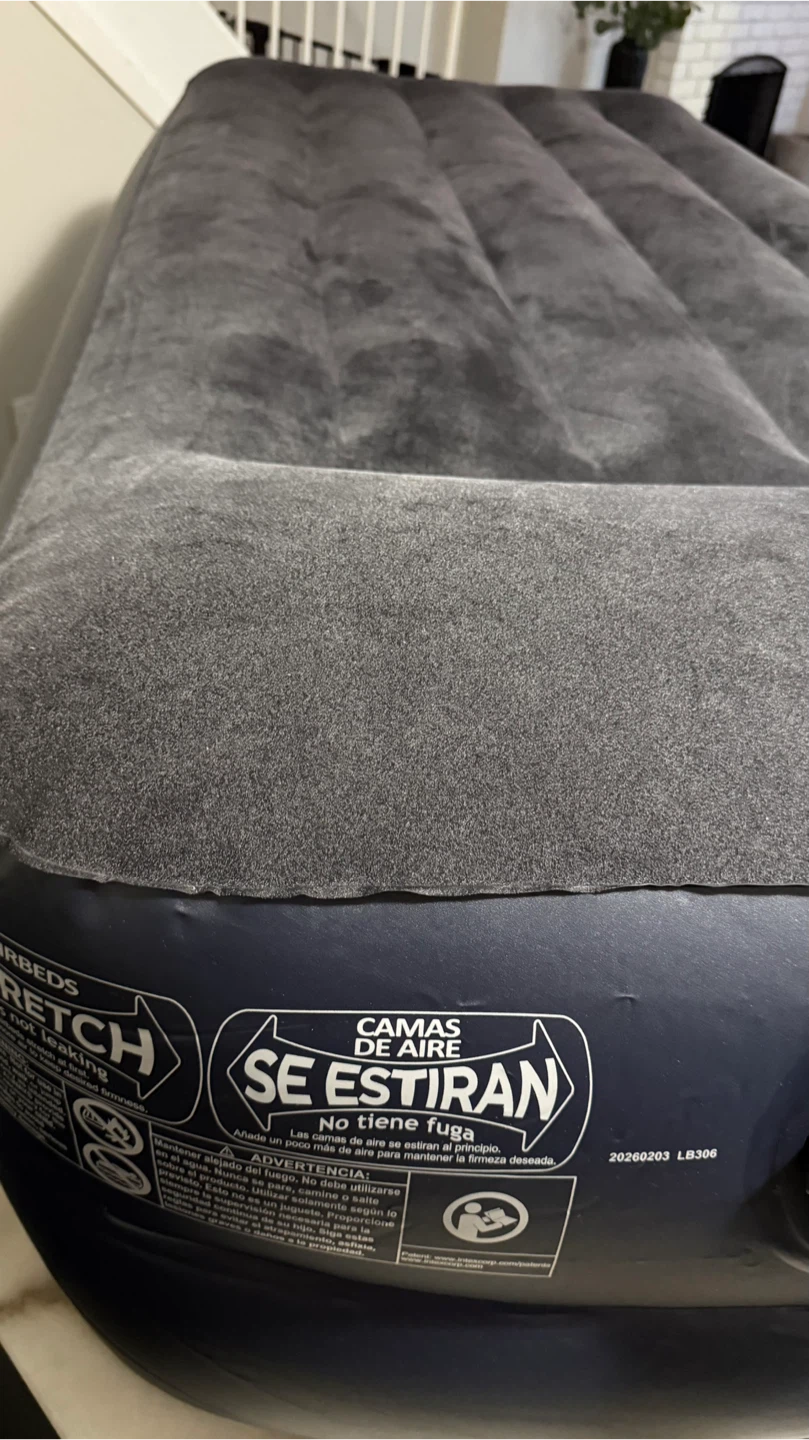 NEW Twin Self Inflatable Mattress - photo 4