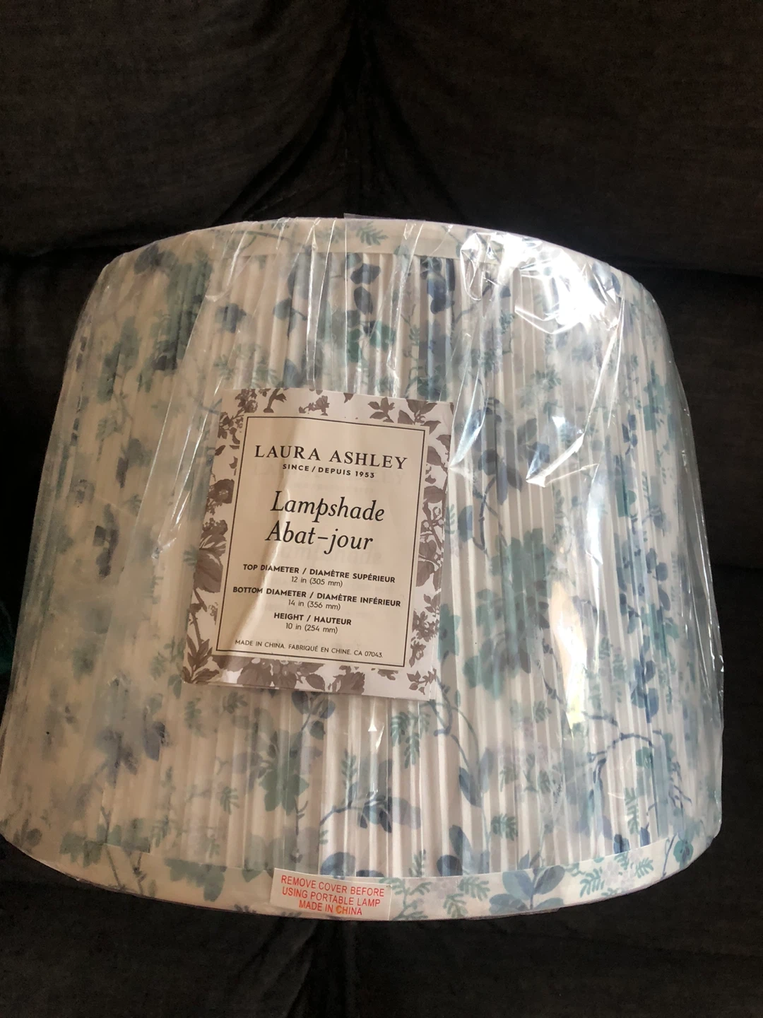 Collection: Laura Ashley Lampshade, pillow, notebooks - photo 2