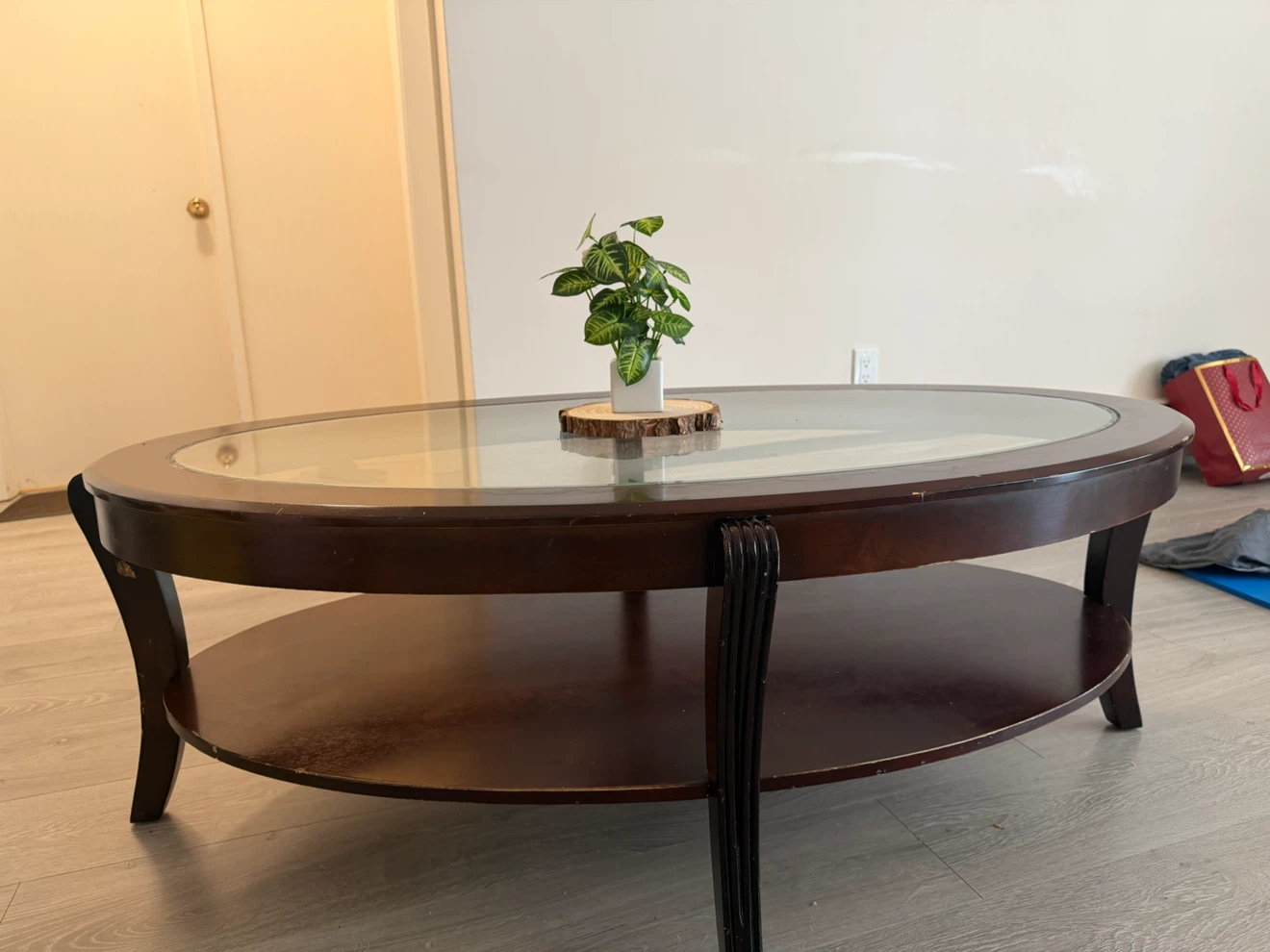 Oval Coffee Table with Glass Top - photo 2