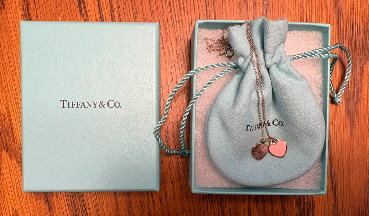 ✨✨Tiffany & Co. Pink Double Heart Tag Necklace