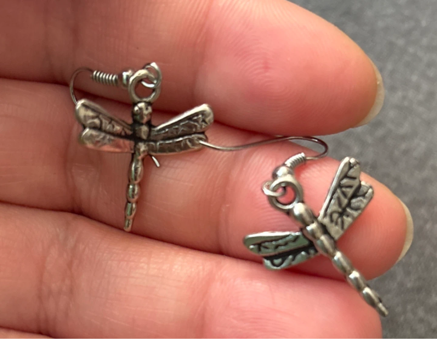 Silver tone charm Dragonfly dangle earrings - photo 2
