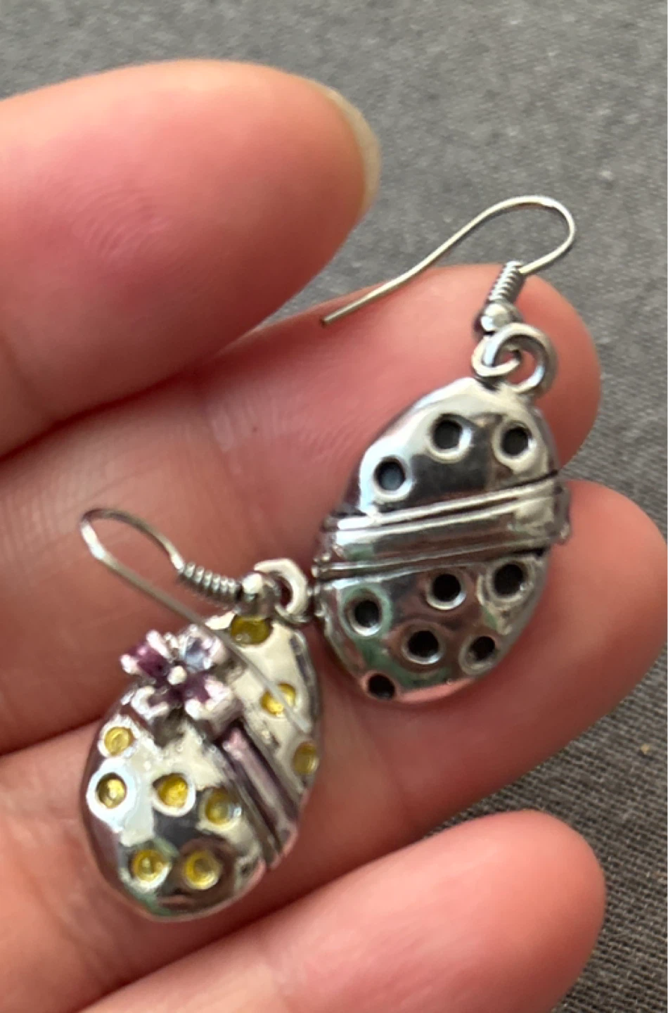 Heavy metal silver tone Easter Egg charm Earrings - photo 2