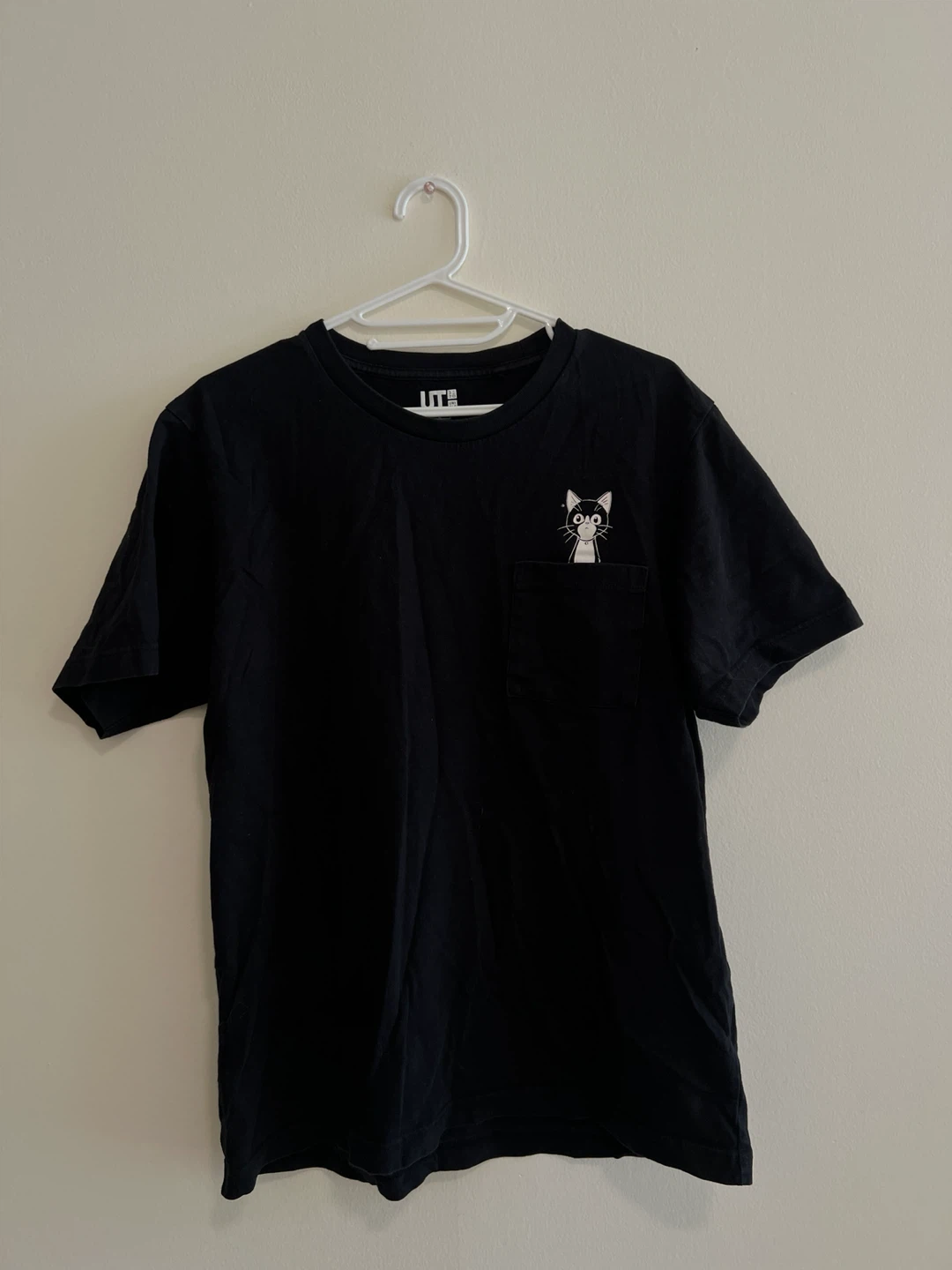 Uniqlo UT Black Cat Pocket T-shirt