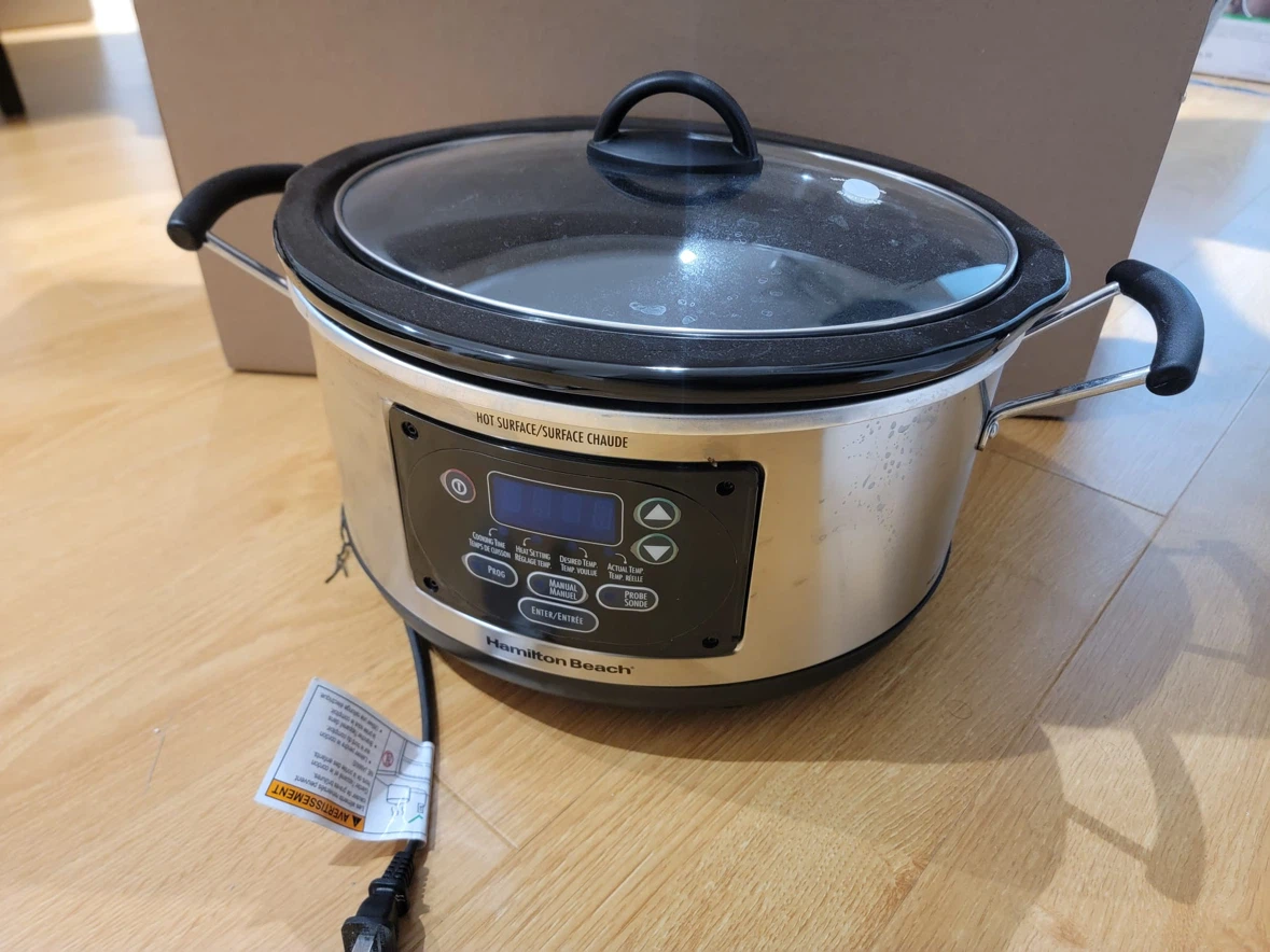 Hamilton beach slow cooker used thrice only - photo 3