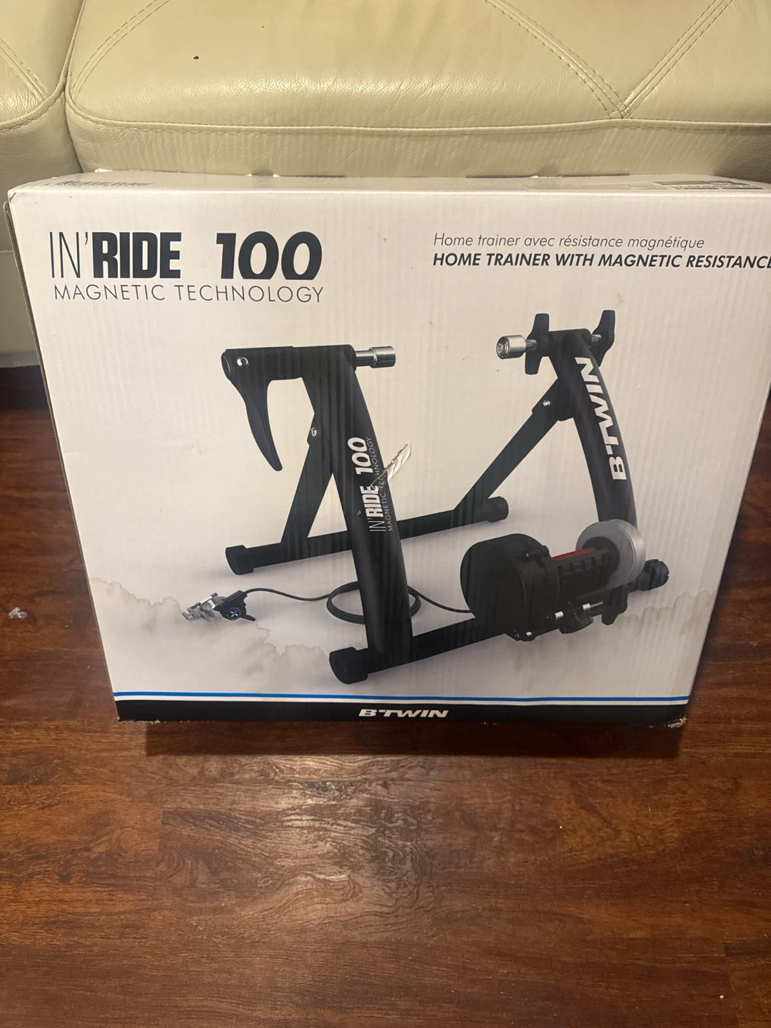 B'Twin IN'RIDE 100 Home Trainer with Magnetic Resistance