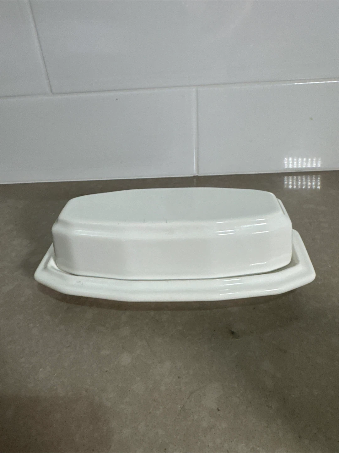 White Ceramic Gravy Boat and Butter Dish - photo 5