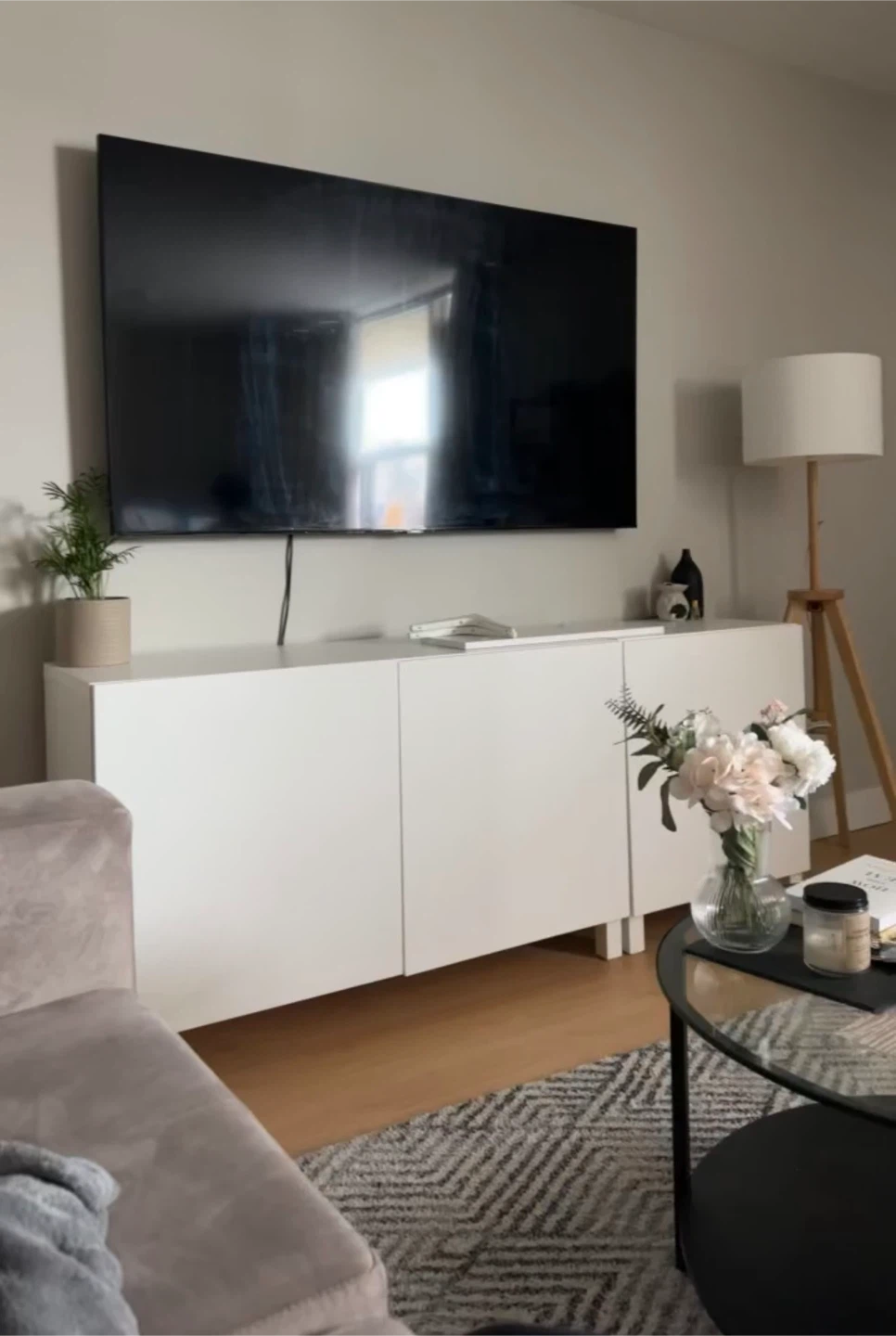 White BESTA IKEA TV Stand / Media Console - photo 2