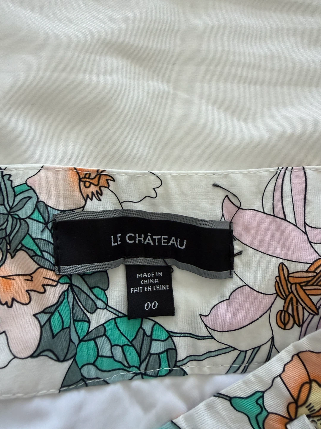LE CHÂTEAU Floral Midi Skirt - Size 00 - photo 2
