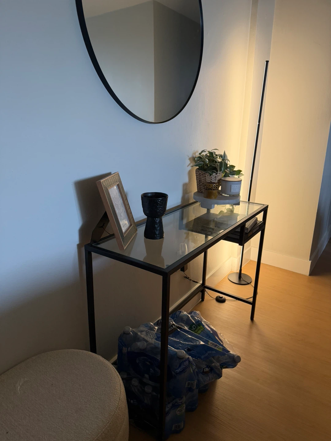 IKEA VITTSJÖ Laptop Table - Black/Glass - photo 3