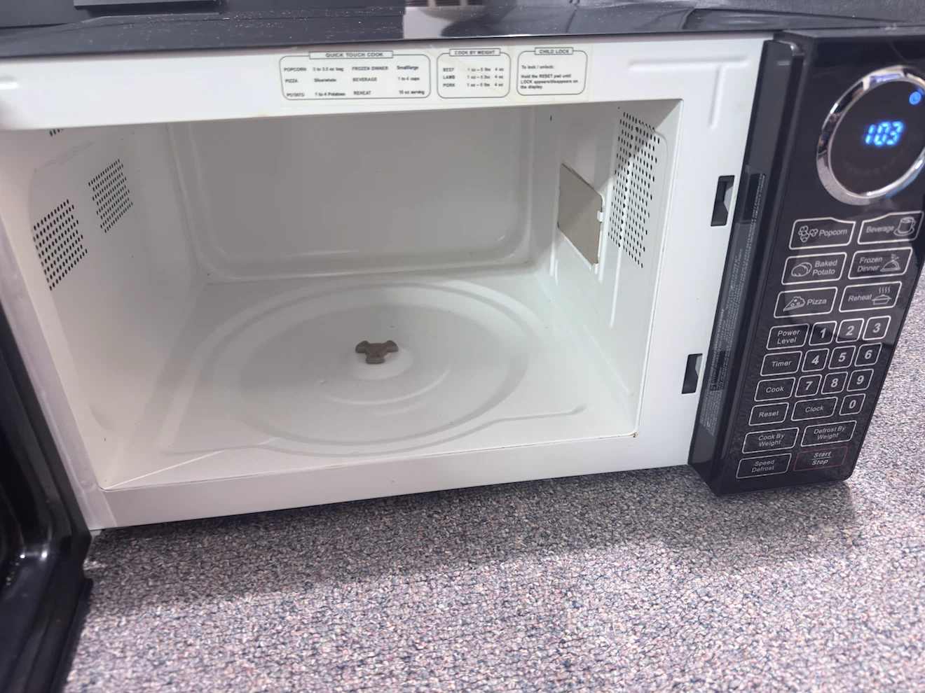 RCA Microwave - photo 4