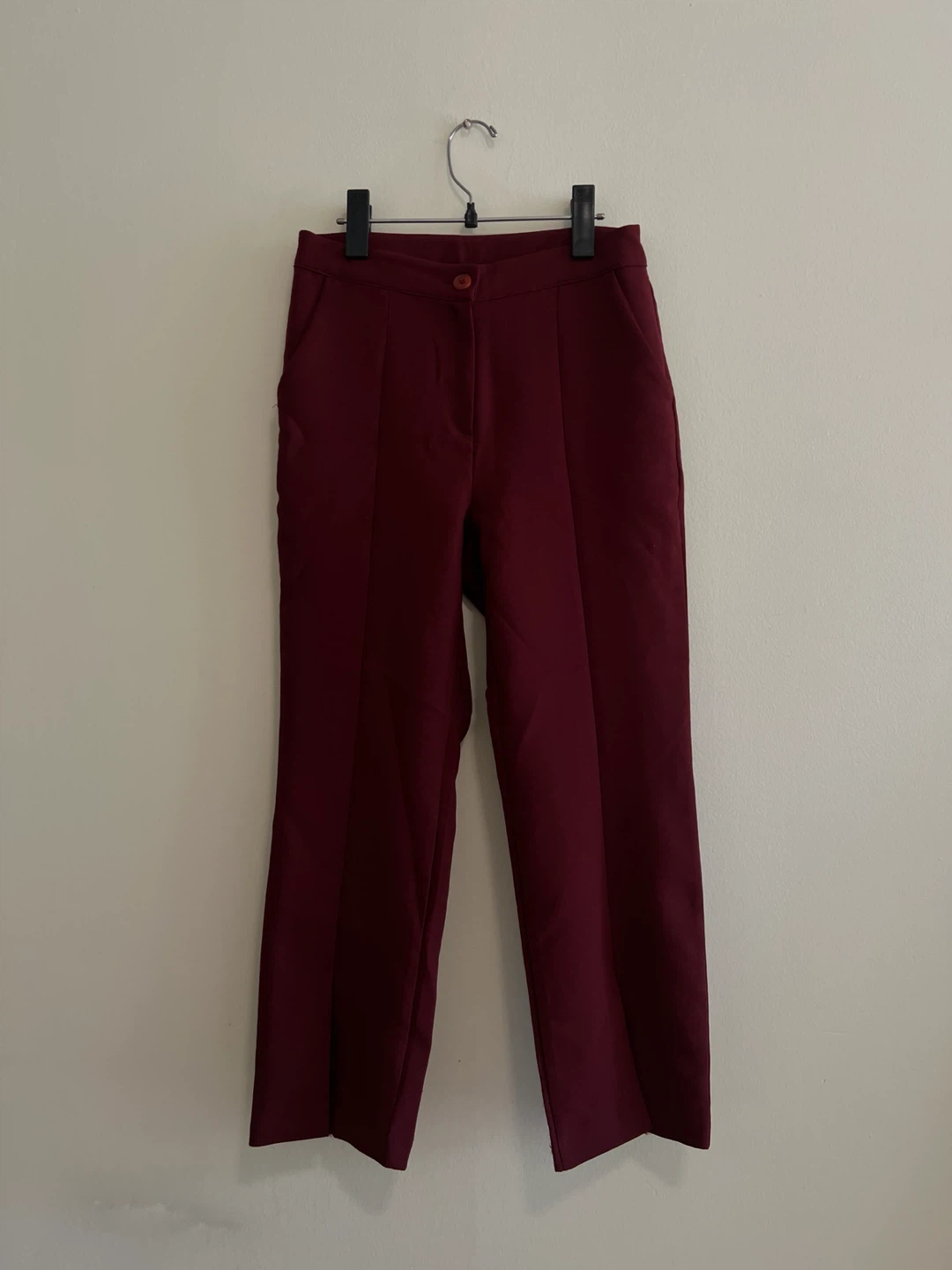 Burgundy high-waisted trousers