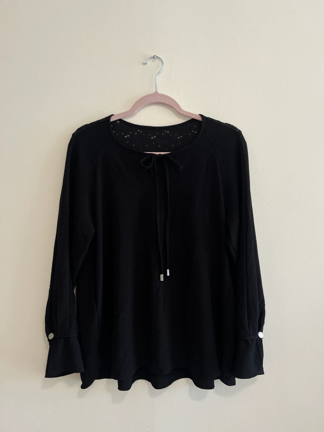 Black long sleeve lace back blouse