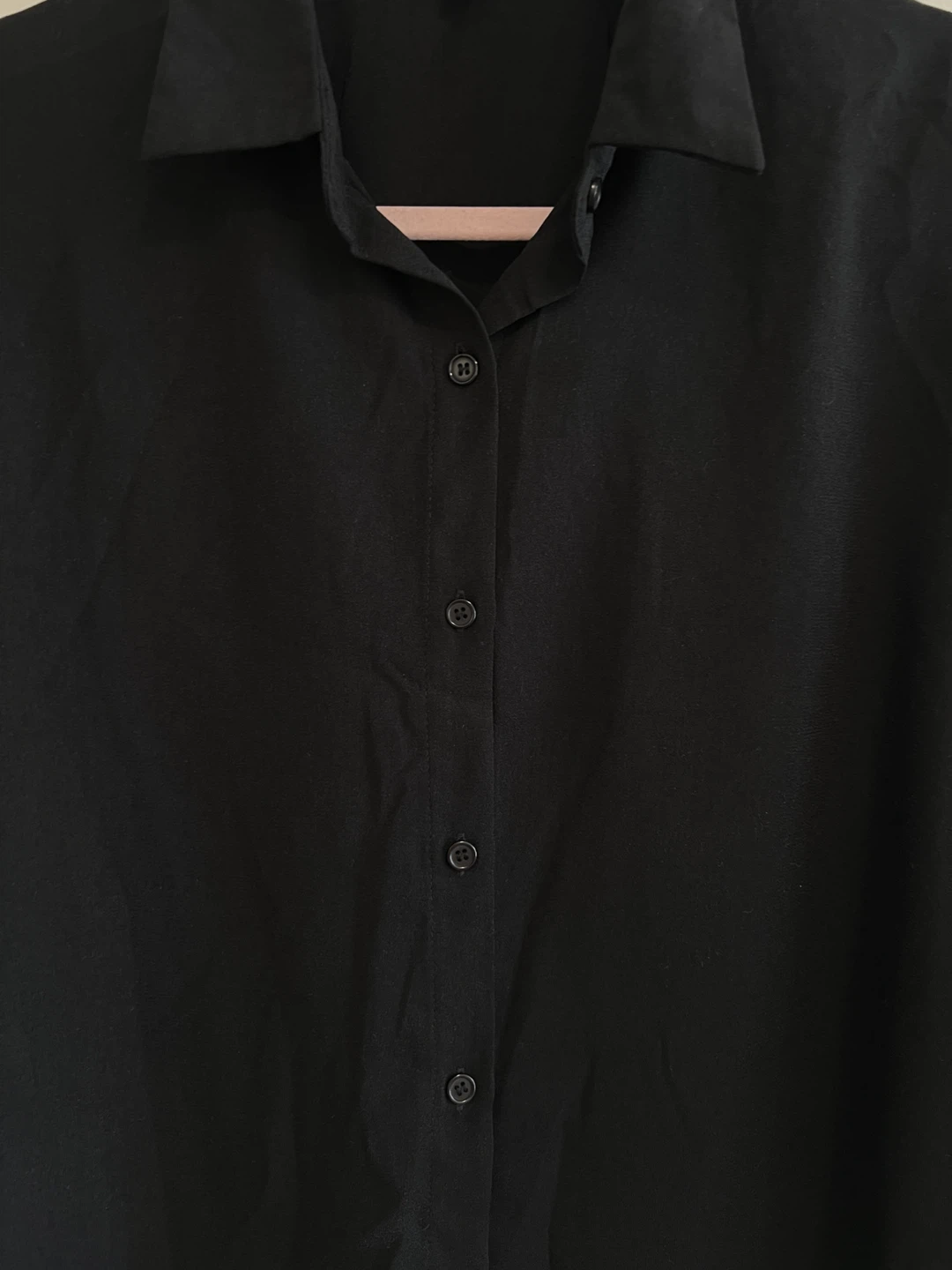 Long-sleeved black button-up shirt - photo 2