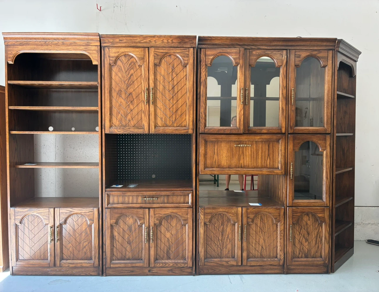 Port Moody! 3 piece dark oak wall unit