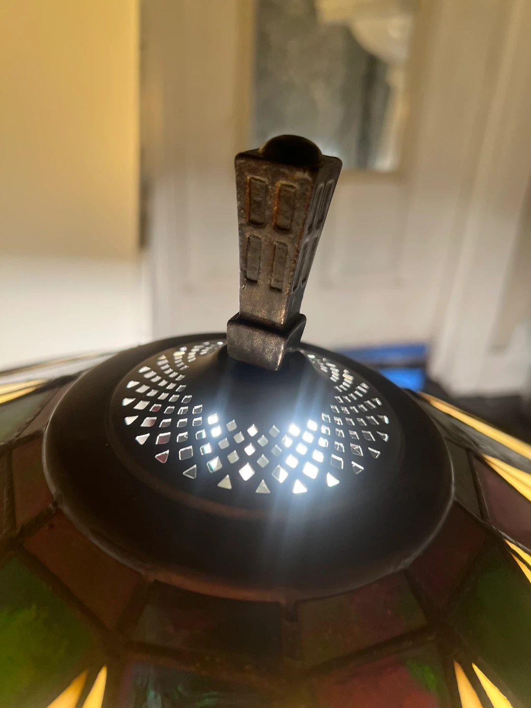 Tiffany Style Stained Glass Table Lamp - photo 3