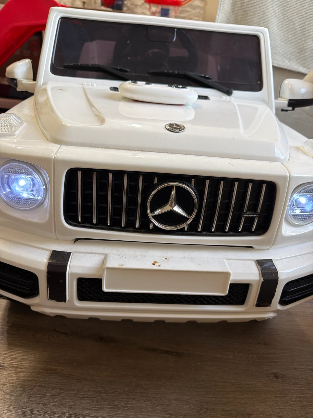 White Mercedes Benz G-Wagon Ride-On Car for Kids - photo 2