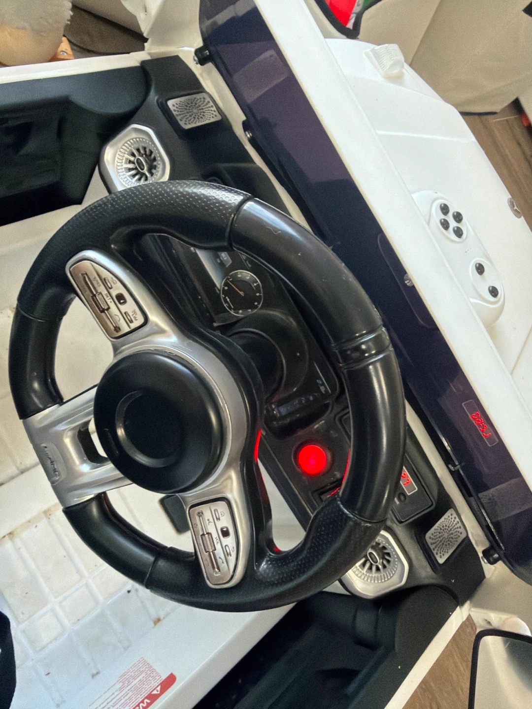 White Mercedes Benz G-Wagon Ride-On Car for Kids - photo 4
