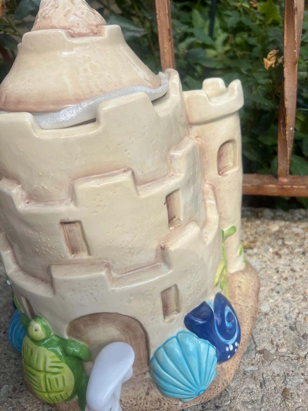 Sandcastle drink dispenser with Turtle and Shells - photo 2