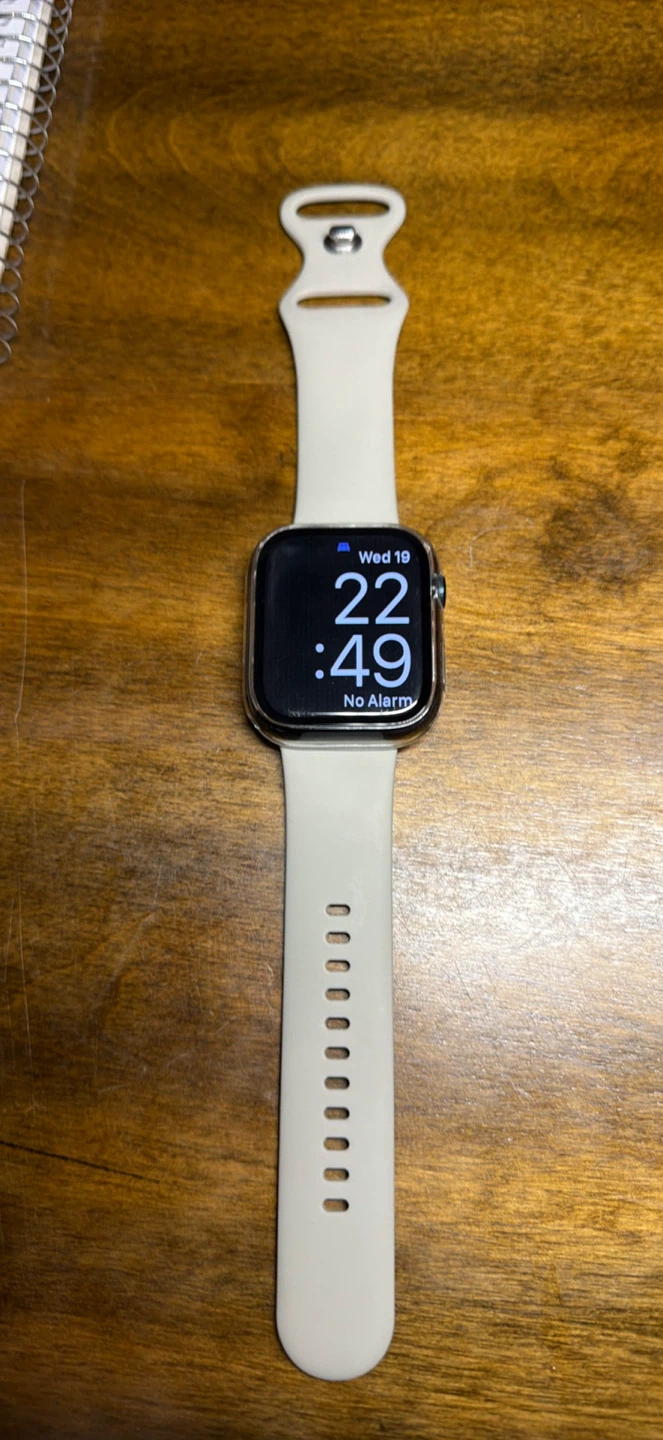 Apple watch 8