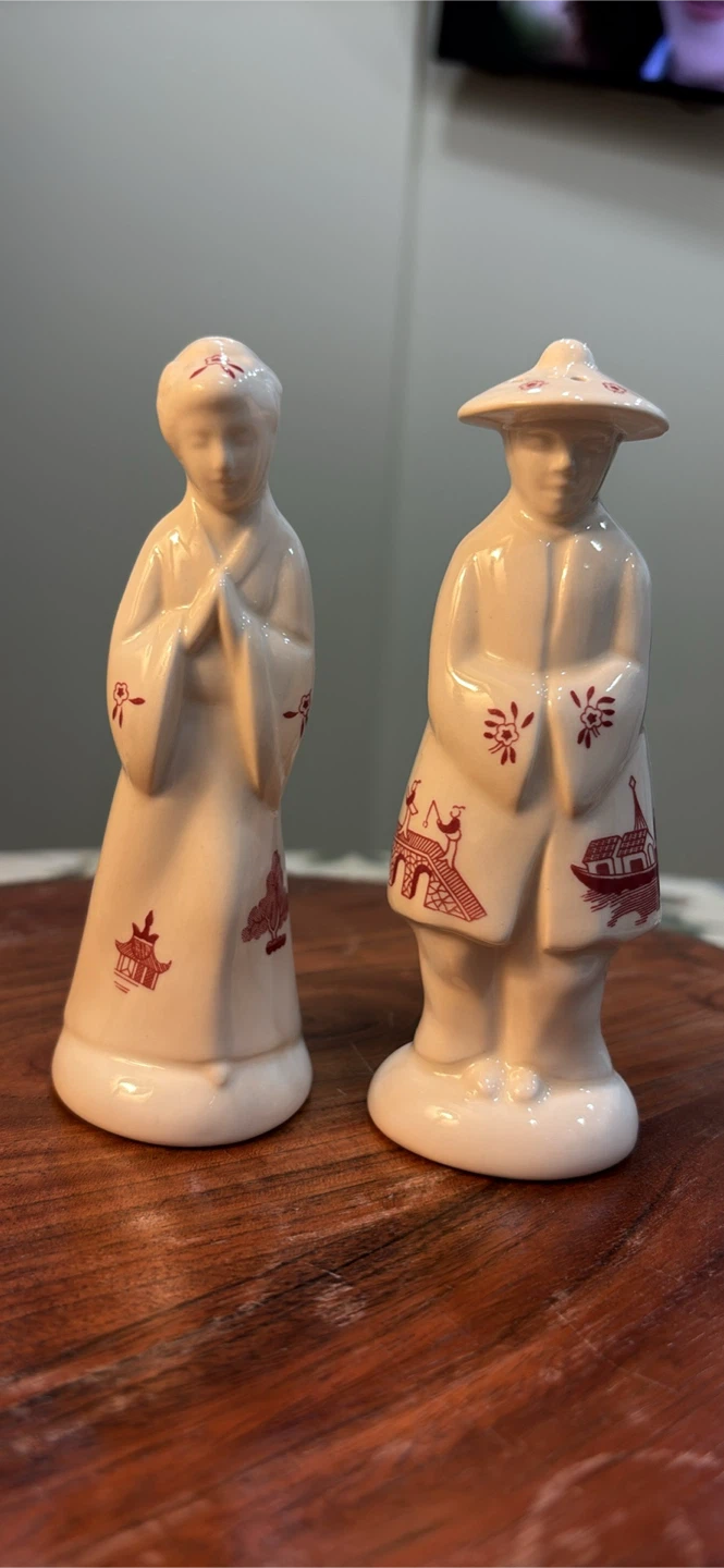 Vintage Ceramic Couple Figurines - photo 2