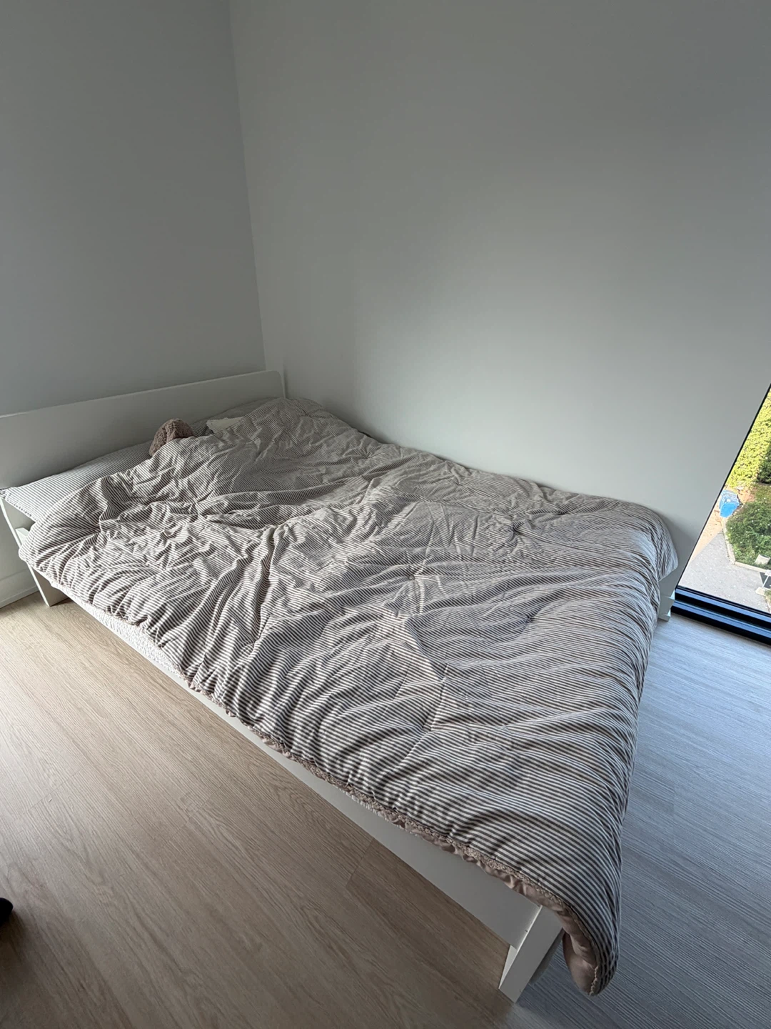 White Bed Frame - photo 2