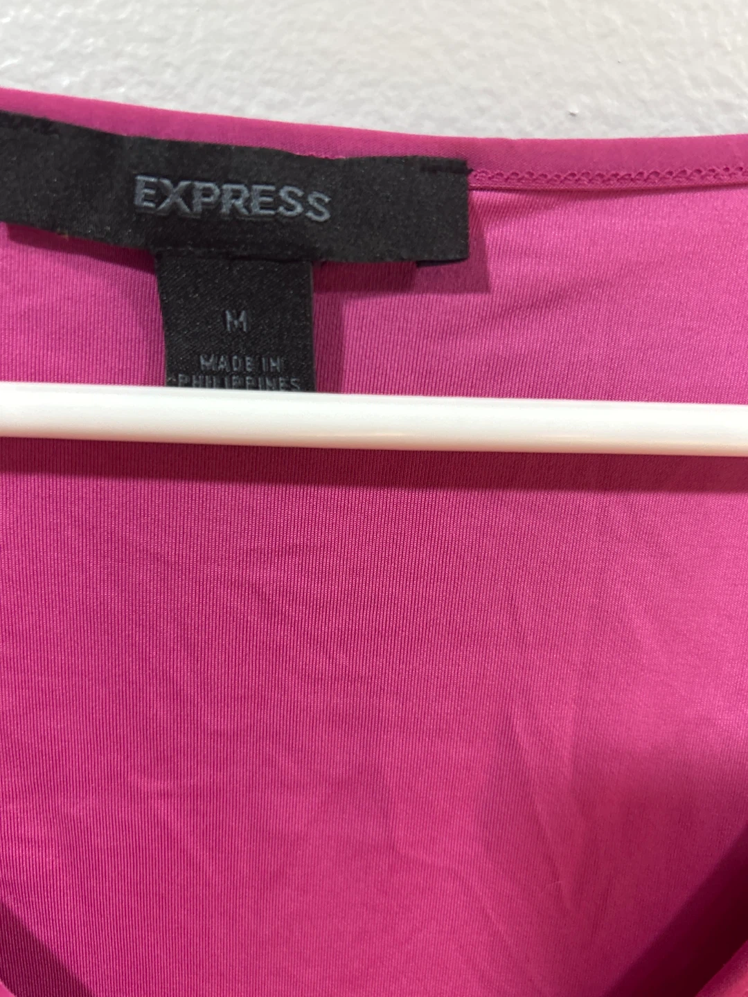 Express Pink V-Neck Top - Size M - photo 2